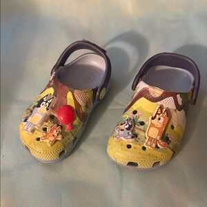 Bluey Crocs - Kids Cartoon Character Clogs - Yellow and Blue